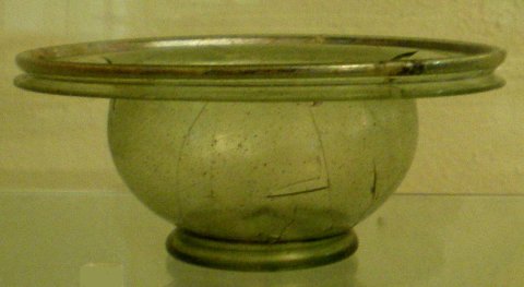 Coupe en verre.