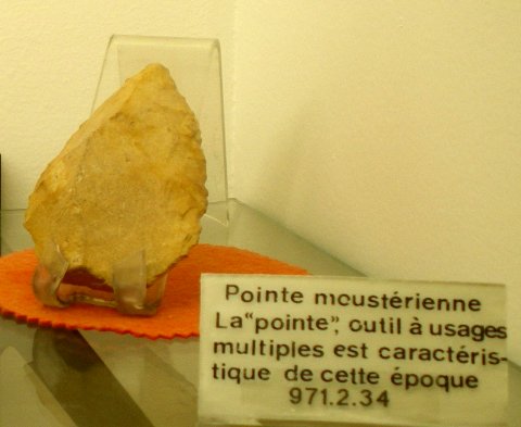 Pointe moustérienne.