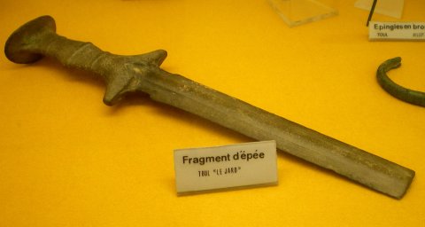 Fragment d'épée. Bronze Final. Toul Le-Jard.