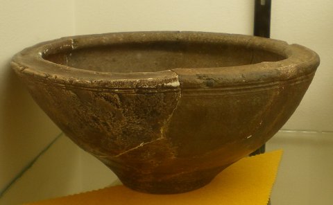 Poterie commune. La Tène II-III. Essey-lès-Nancy.