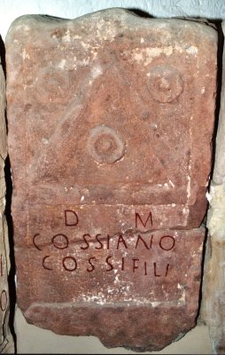 Stèle de Cossianus
