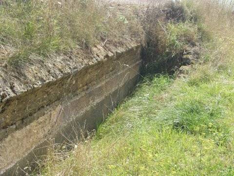 L'aqueduc entre Gorze et Novéant. La conduite côté Novéant.<br />
Photo J.-P. Pierrez.