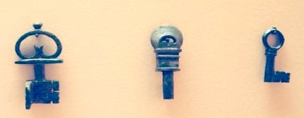 Clefs provenant de villae de la région.
