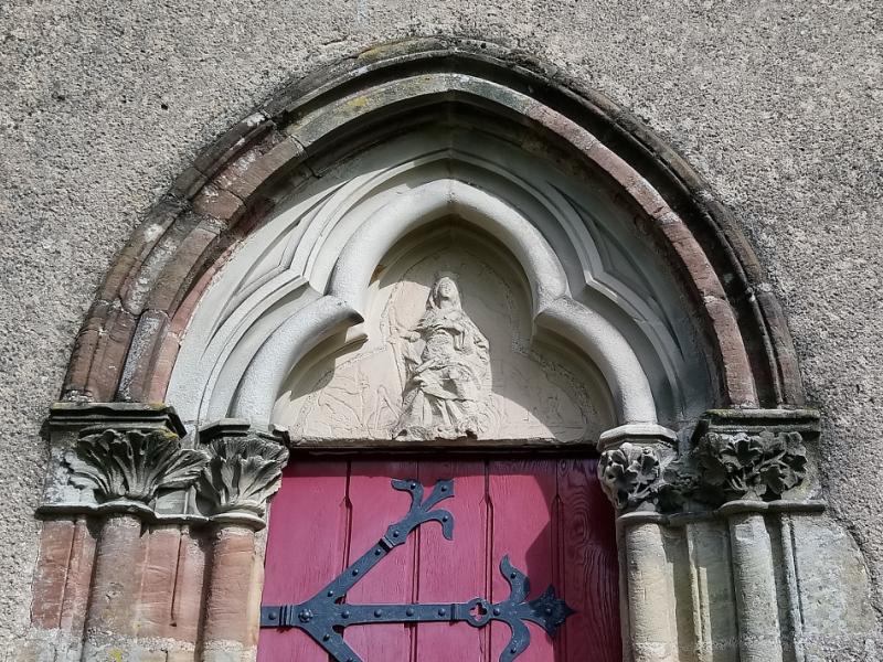 Chapelle Ste Catherine. Portail. Photo Marc Heilig