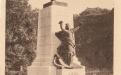 Metz. Le "Poilu" à l'Esplanade. Carte postale après 1922. Le monnument de Hannaux