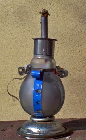 Lampe à pétrole.