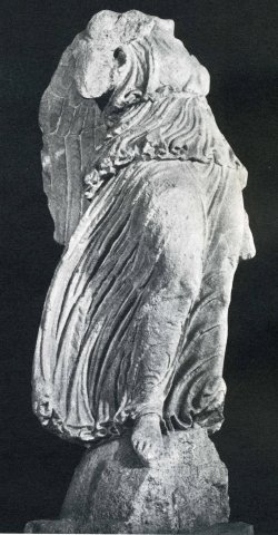 Statue de Victoire.