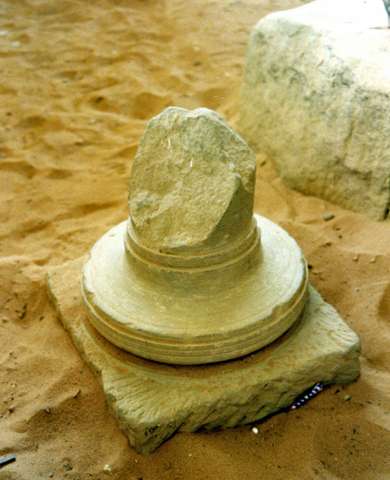 Base de colonnette dans la cave d'une maison de Bliesbruck.