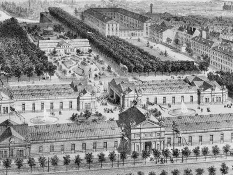 L'Exposition universelle de Metz sur la Place Royale et l'Esplanade. Carte postale de l'époque